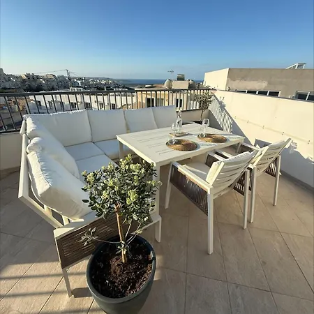 Doni Signature Penthouse With Hot Tub & Views Apartament *