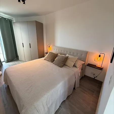Apartament Doni Signature Penthouse With Hot Tub & Views *